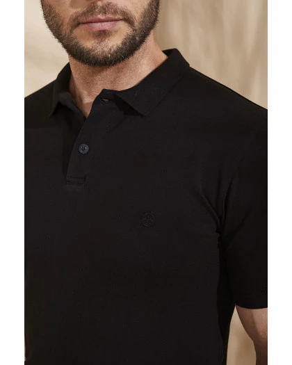 Polo Masculina Clássica Preta